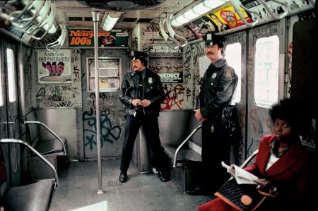 полиция в метро